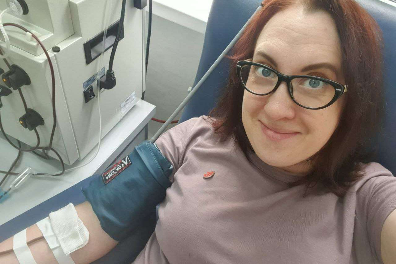 Вышиваем добро: как хобби вдохновляет на донорство, Журнал DonorSearch